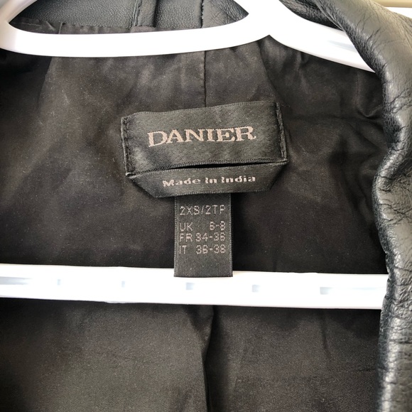 Danier Leather black leather biker jacket - Picture 2 of 6